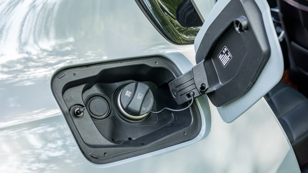 2024 BMW G70 7 Series - Image 26 of 31