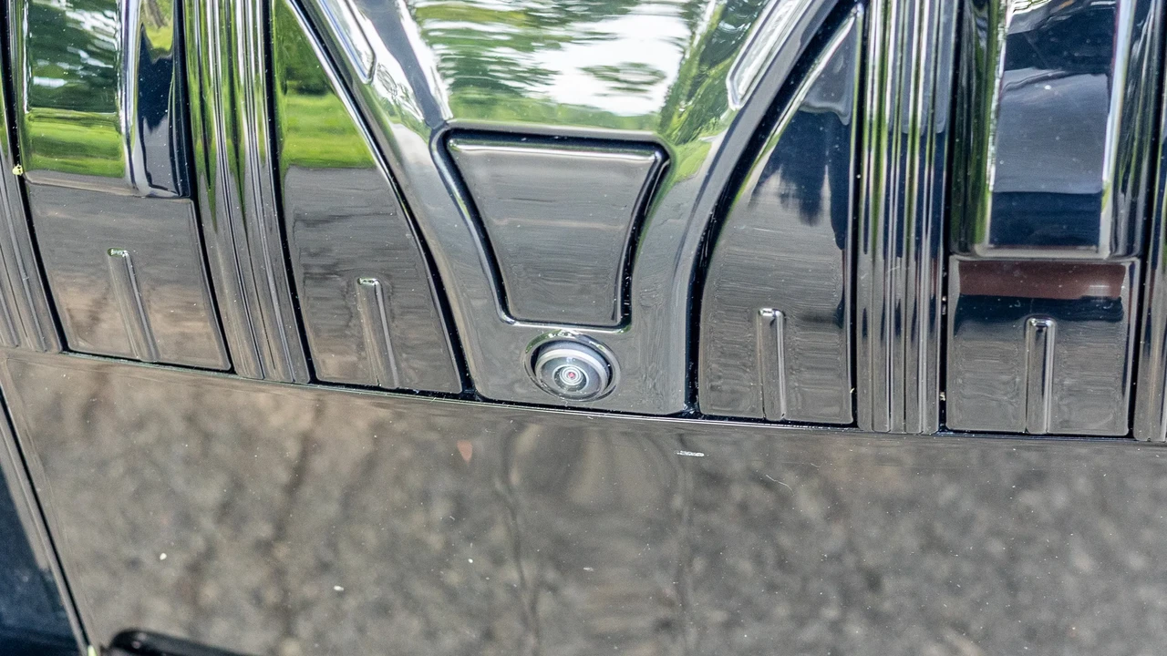 2024 BMW G70 7 Series - Image 27 of 31