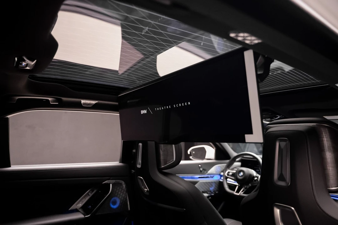 2024 BMW G70 7 Series - Image 2 of 21