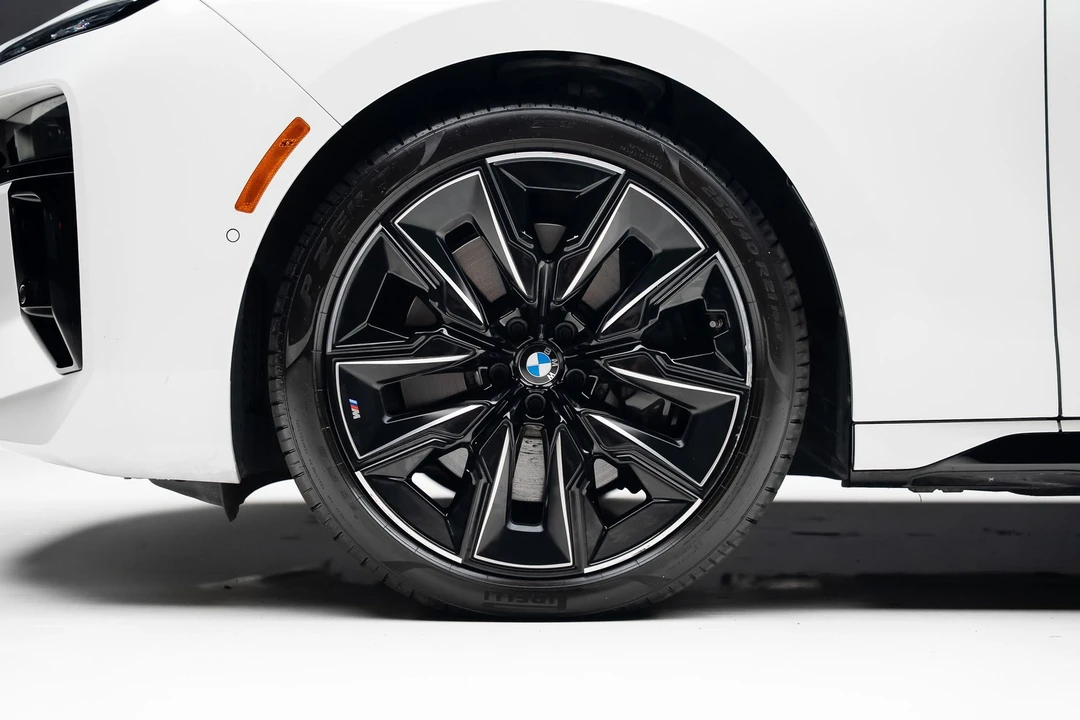 2024 BMW G70 7 Series - Image 20 of 21