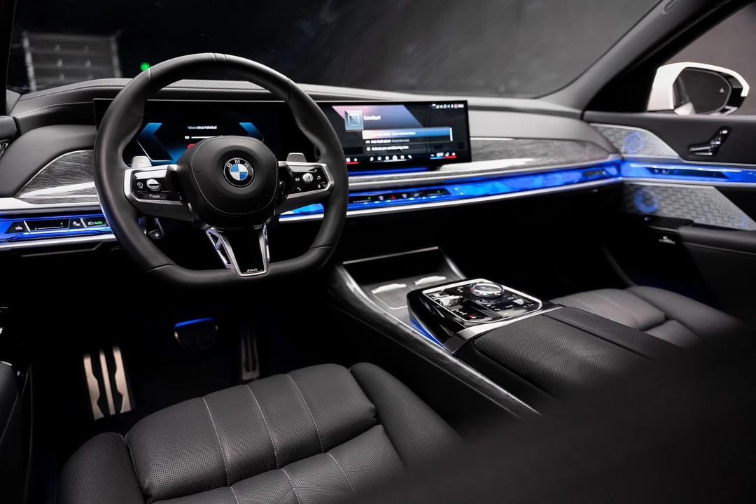 2024 BMW G70 7 Series - Image 4 of 21