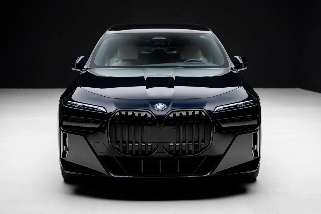 2024 BMW G70 7 Series - Image 7 of 21