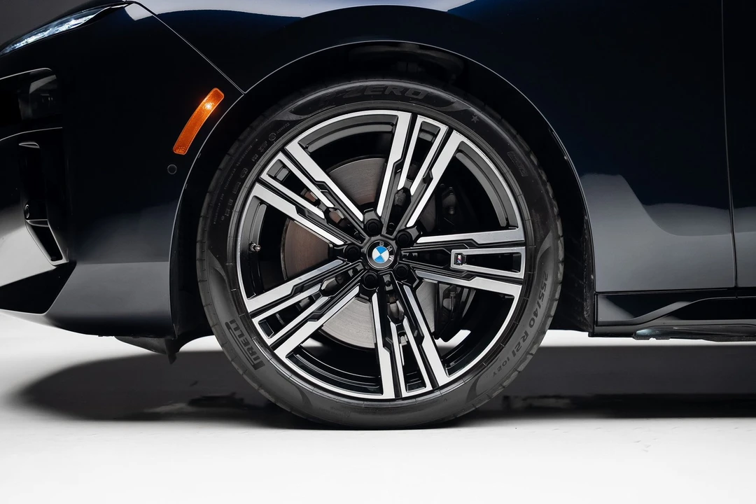 2024 BMW G70 7 Series - Image 19 of 21