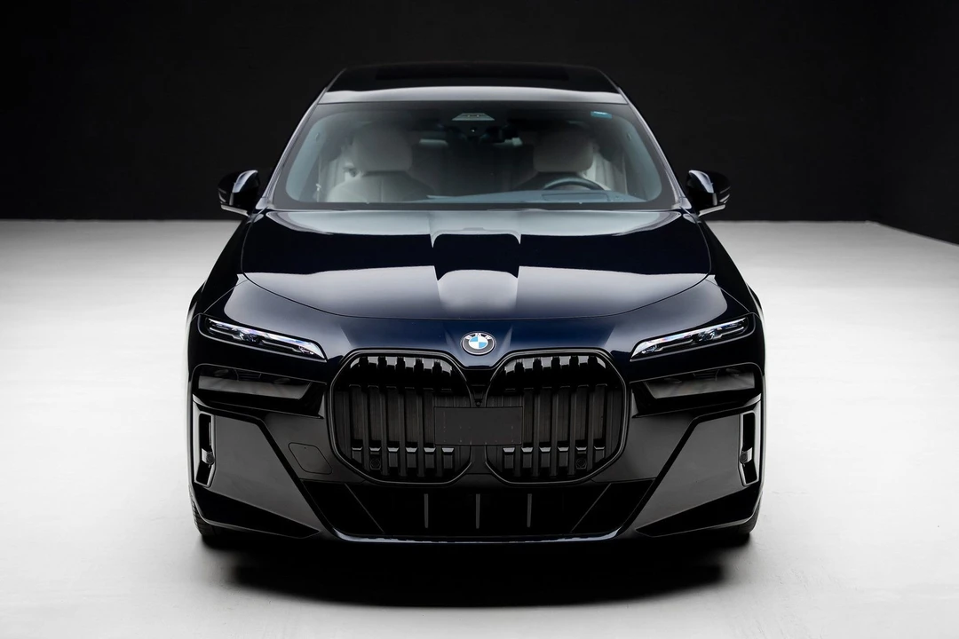 2024 BMW G70 7 Series - Image 6 of 21