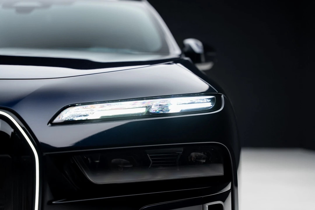 2024 BMW G70 7 Series - Image 10 of 21