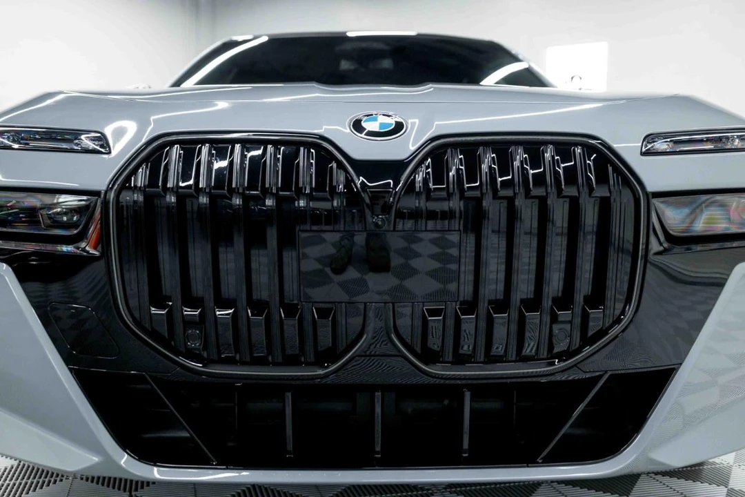 2024 BMW G70 7 Series - Image 15 of 31