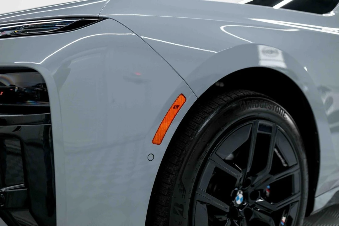 2024 BMW G70 7 Series - Image 11 of 31