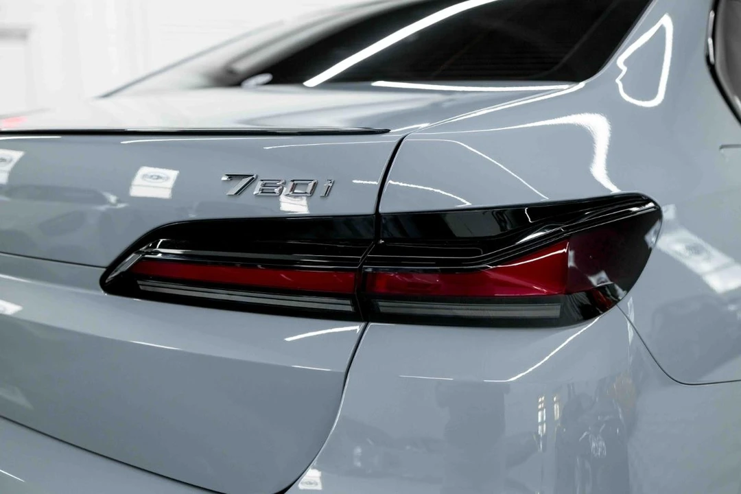 2024 BMW G70 7 Series - Image 25 of 31