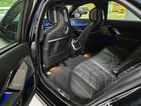 2024 BMW G70 7 Series - Image 14 of 19