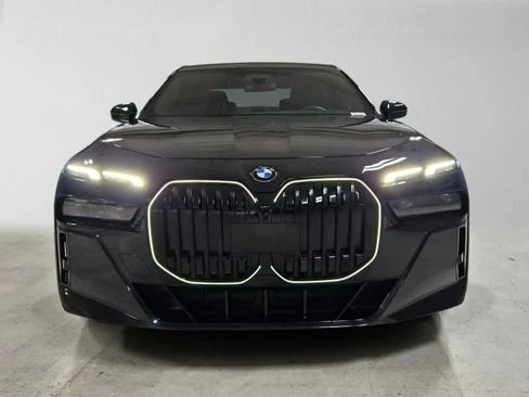 2024 BMW G70 7 Series - Image 7 of 19