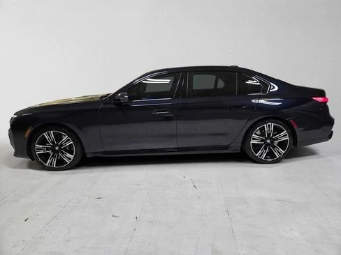 2024 BMW G70 7 Series - Image 5 of 19