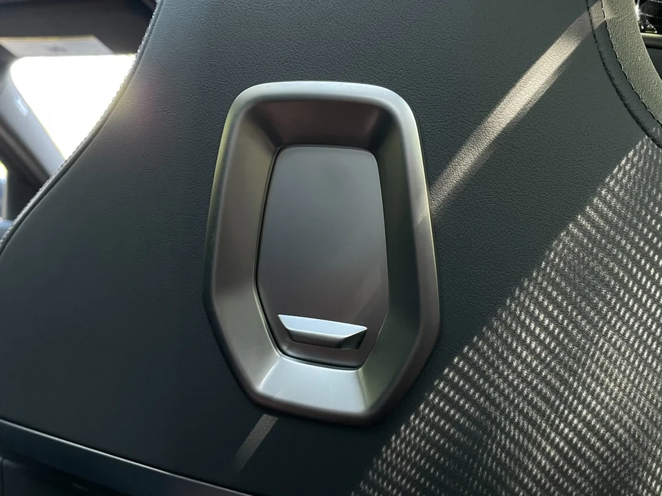 2024 BMW G70 7 Series - Image 18 of 21