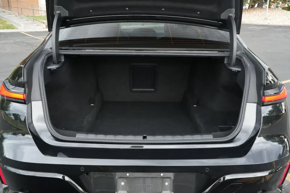 2024 BMW G70 7 Series - Image 20 of 20