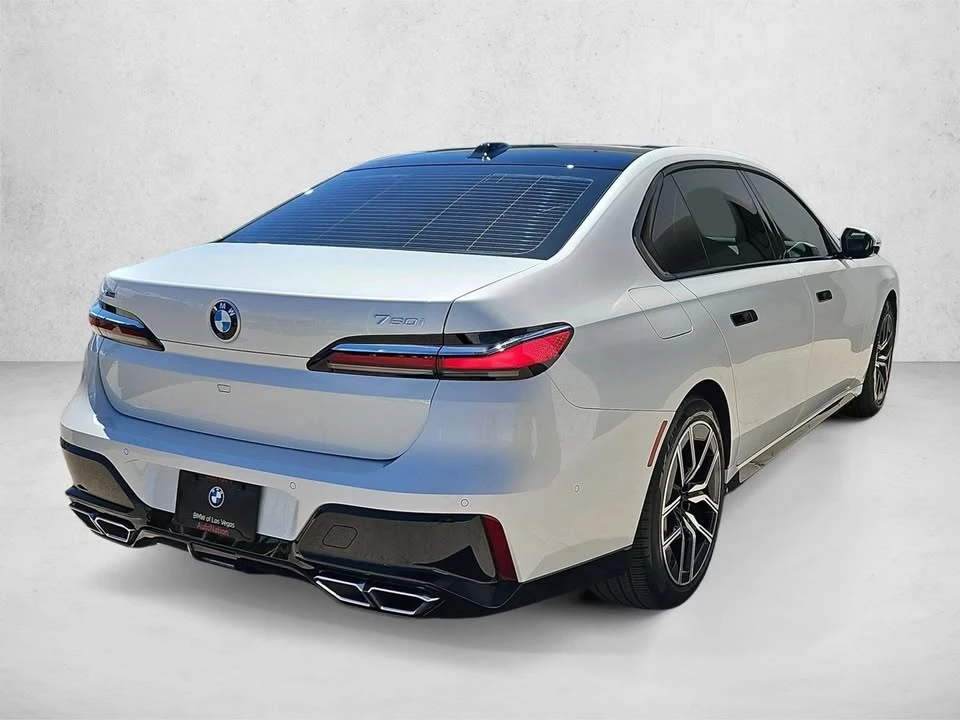 2024 BMW G70 7 Series - Image 5 of 20