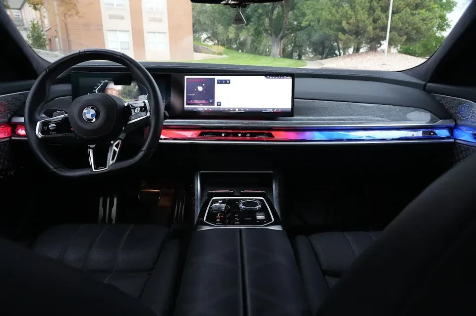 2024 BMW G70 7 Series - Image 13 of 20
