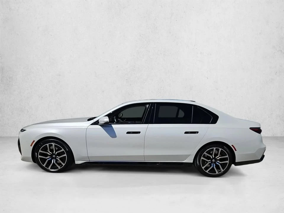 2024 BMW G70 7 Series - Image 9 of 20