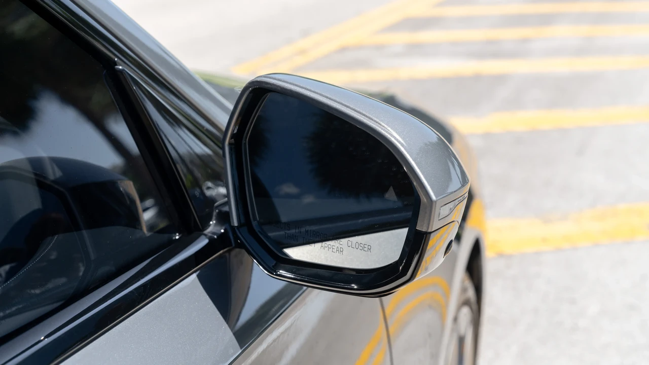 2024 BMW G70 7 Series - Image 19 of 31