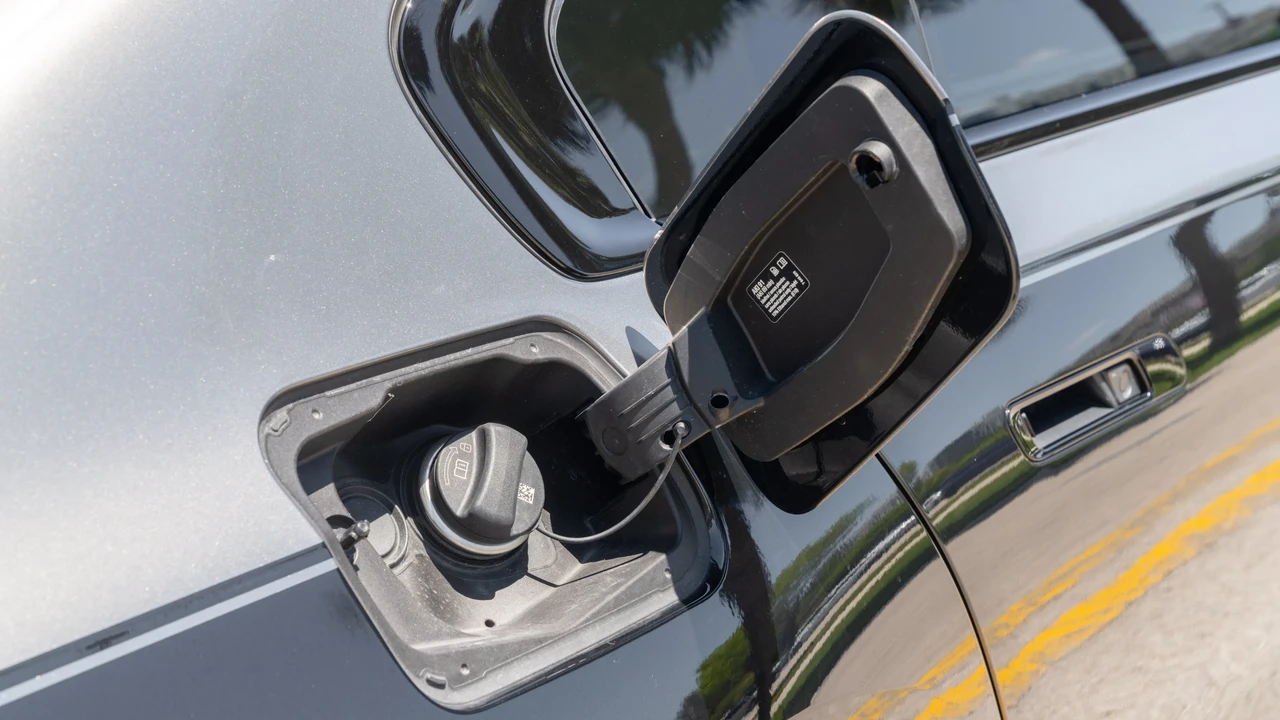 2024 BMW G70 7 Series - Image 27 of 31