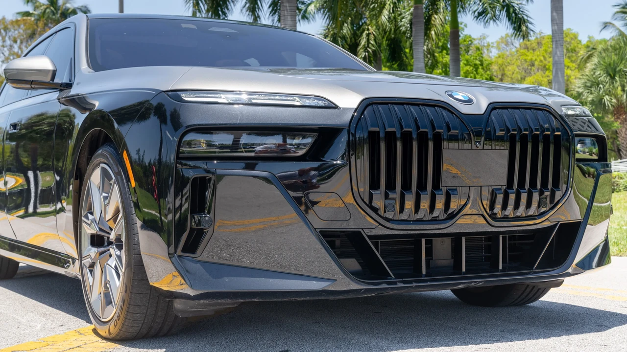 2024 BMW G70 7 Series - Image 20 of 31
