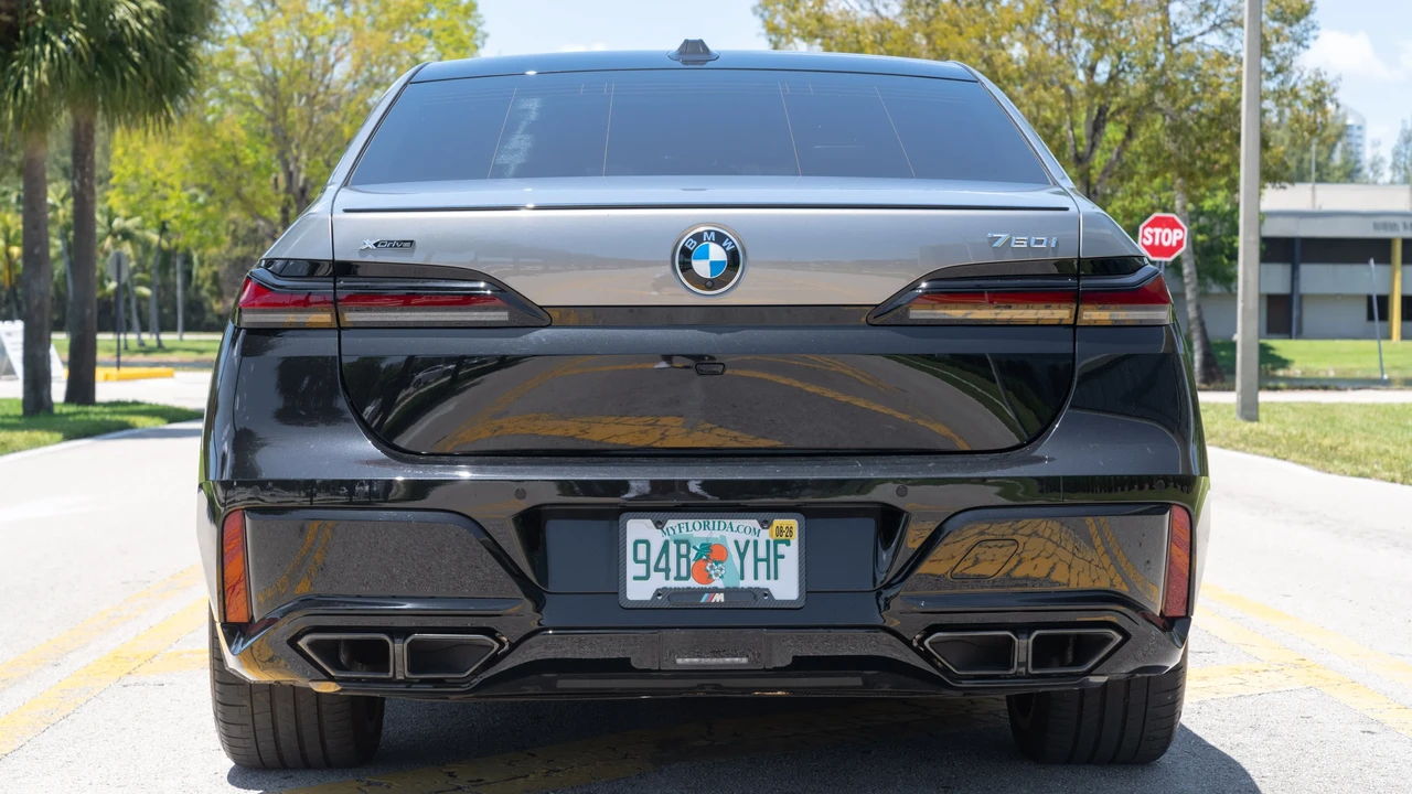 2024 BMW G70 7 Series - Image 6 of 31