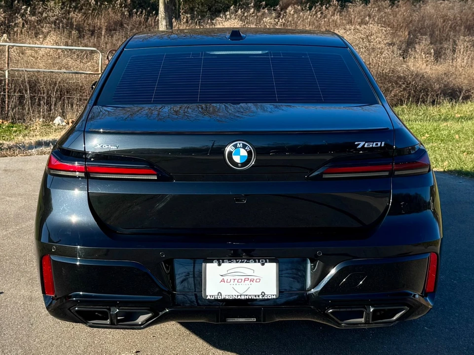 2024 BMW G70 7 Series - Image 6 of 12