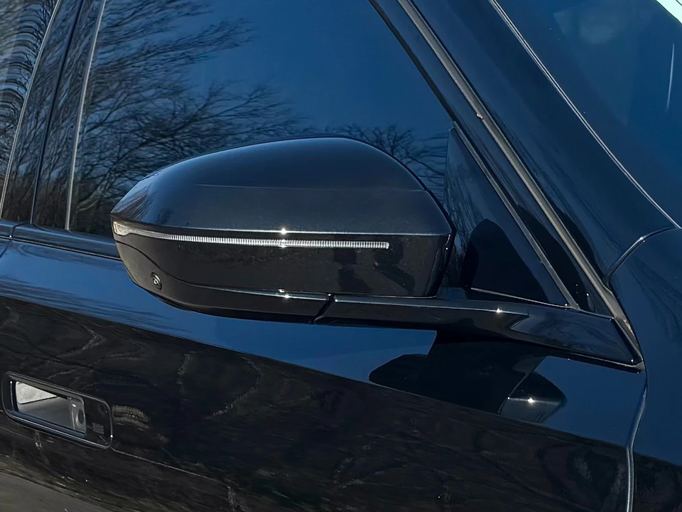 2024 BMW G70 7 Series - Image 15 of 21