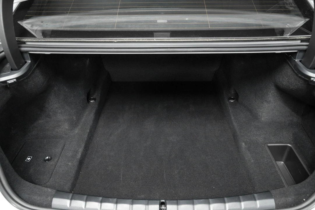 2024 BMW G70 7 Series - Image 19 of 21