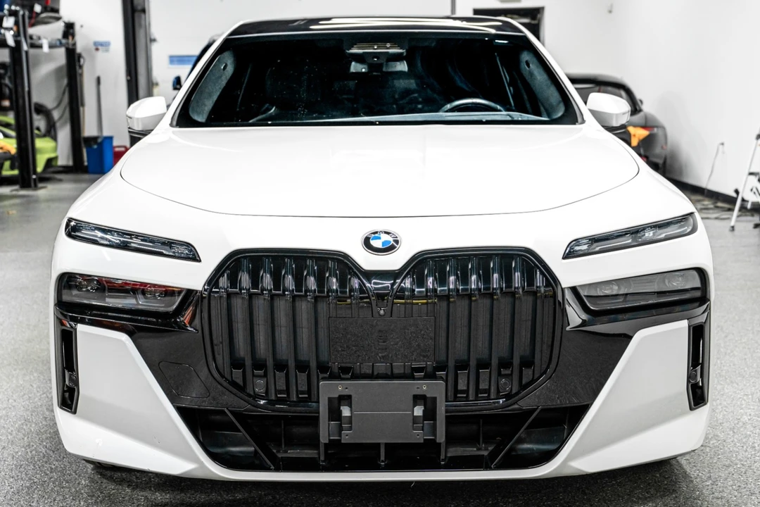 2024 BMW G70 7 Series - Image 4 of 21