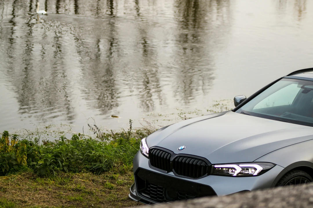 2024 BMW Alpina B3 - Image 18 of 21