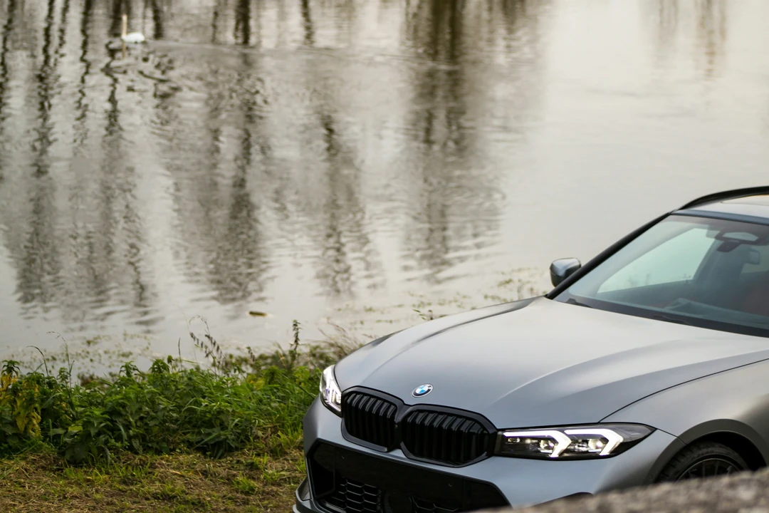 2024 BMW Alpina B3 - Image 19 of 21