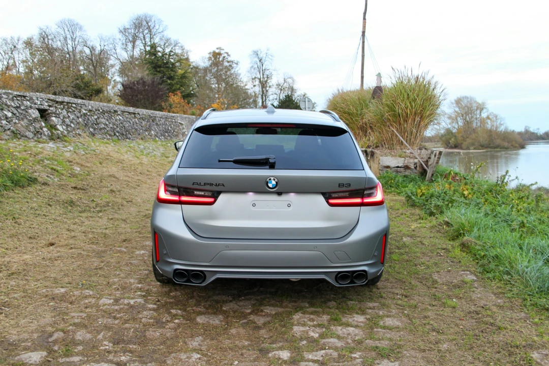 2024 BMW Alpina B3 - Image 6 of 21