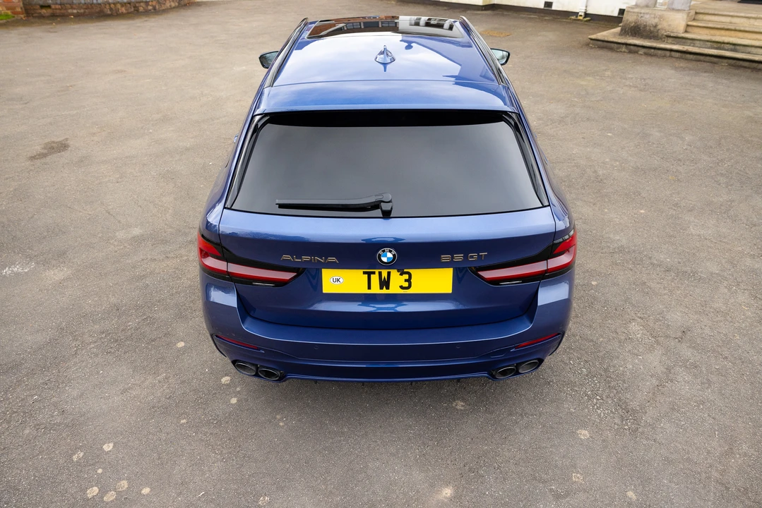 2024 BMW Alpina B5 - Image 19 of 31