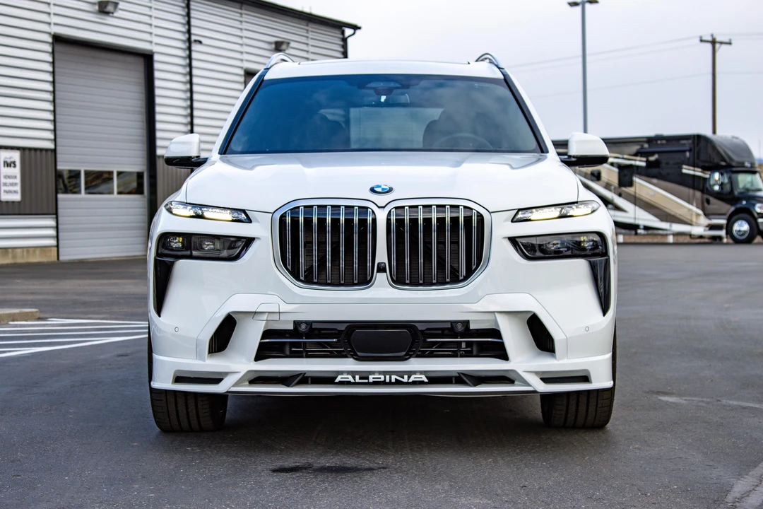 2024 BMW Alpina XB7 - Image 6 of 31