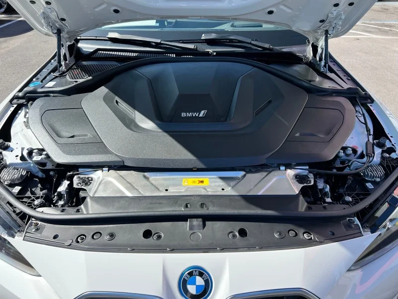 2024 BMW G26 i4 - Image 4 of 7
