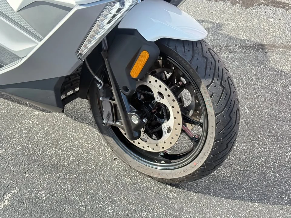 2024 BMW Motorcycles - Image 10 of 16