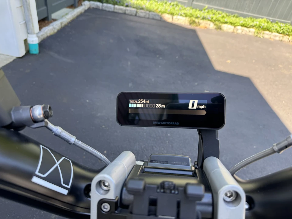 2024 BMW Motorcycles - Image 30 of 31