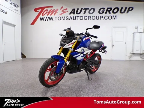 2024 BMW G310 R Sport