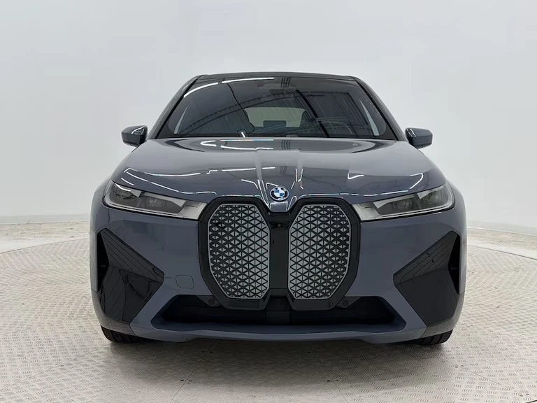 2024 BMW I20 iX - Image 2 of 15