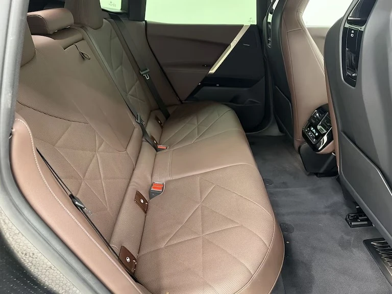 2024 BMW I20 iX - Image 10 of 15