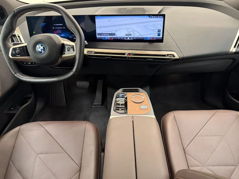 2024 BMW I20 iX - Image 12 of 15