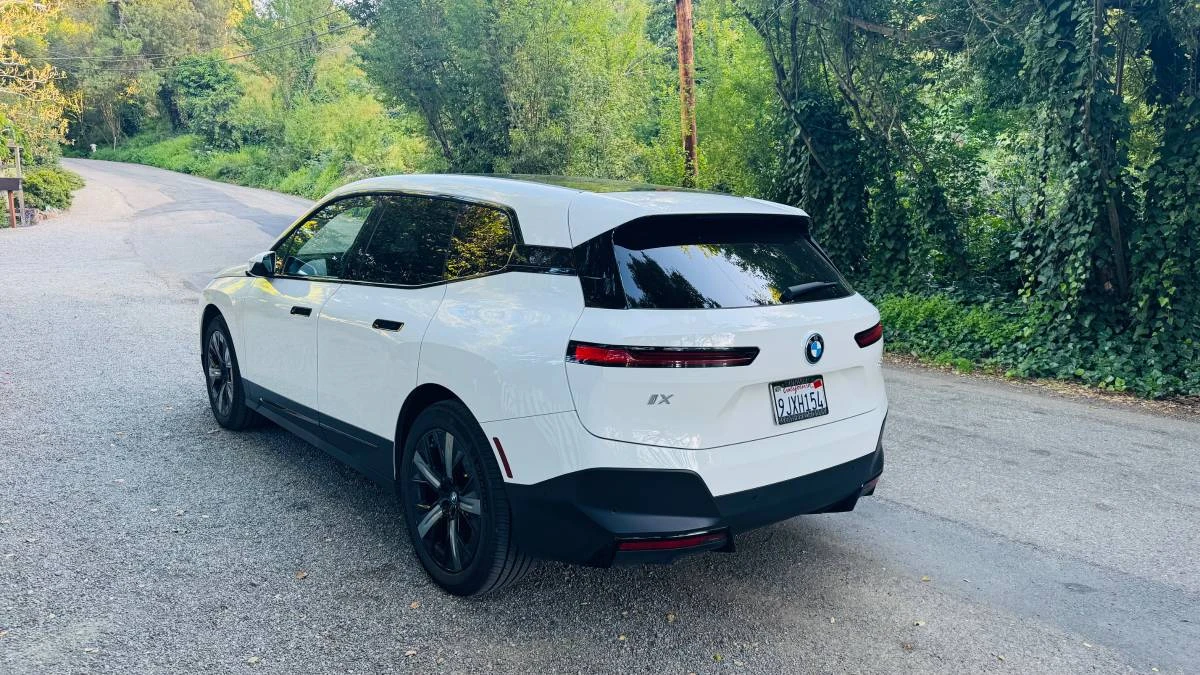 2024 BMW I20 iX - Image 4 of 12