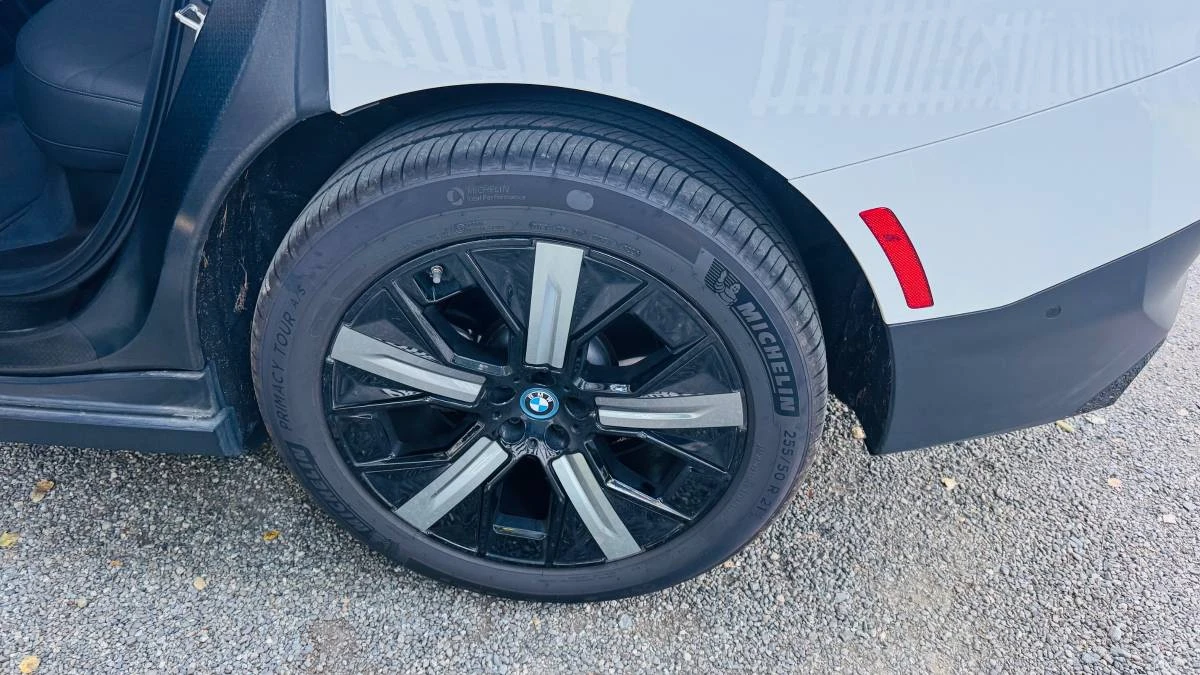 2024 BMW I20 iX - Image 10 of 12