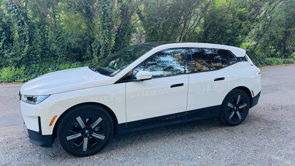 2024 BMW I20 iX - Image 5 of 12
