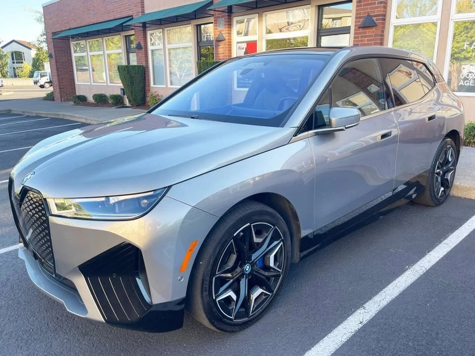 2024 BMW I20 iX - Image 9 of 20
