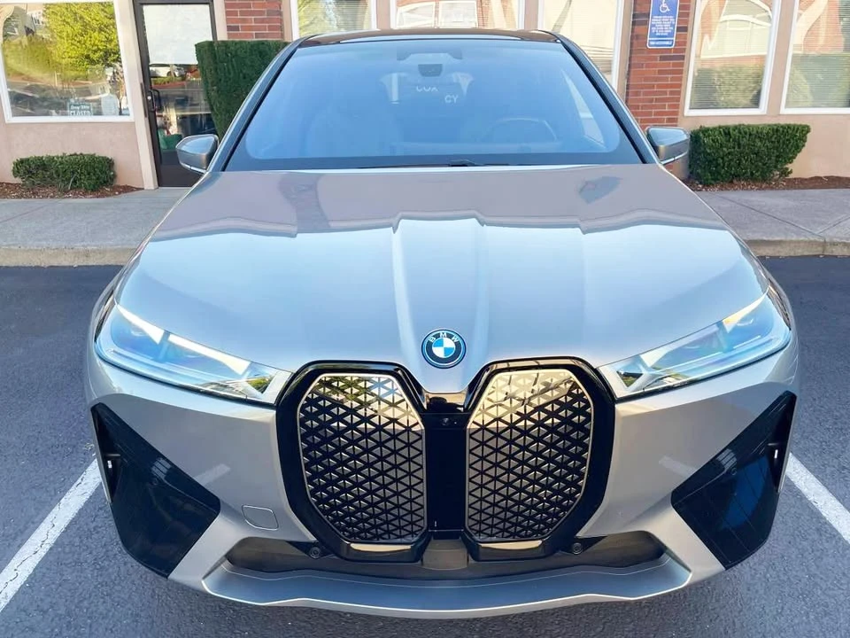 2024 BMW I20 iX - Image 8 of 20