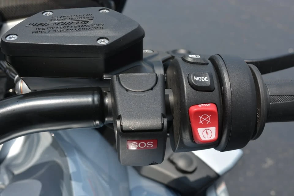 2024 BMW K1600 - Image 15 of 20