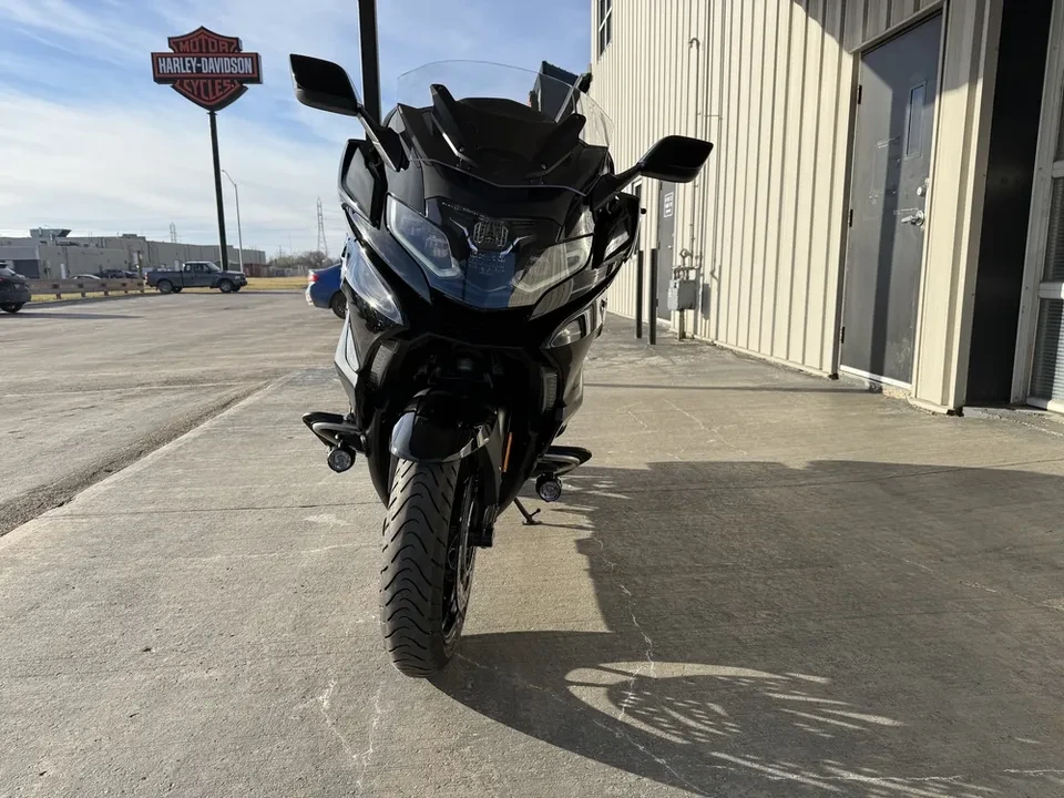 2024 BMW K1600 - Image 9 of 15