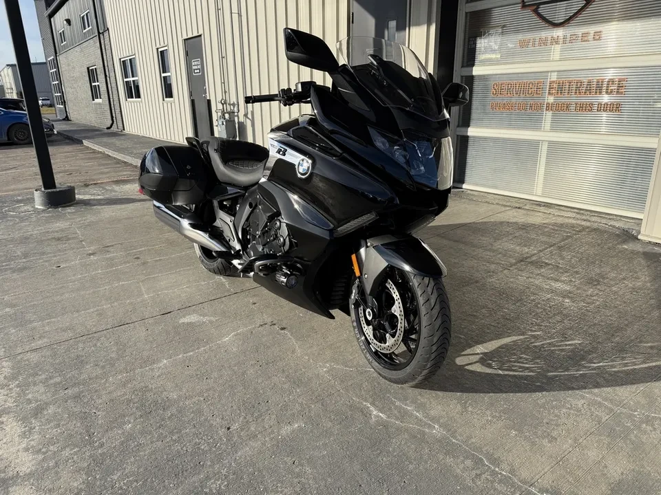 2024 BMW K1600 - Image 2 of 15