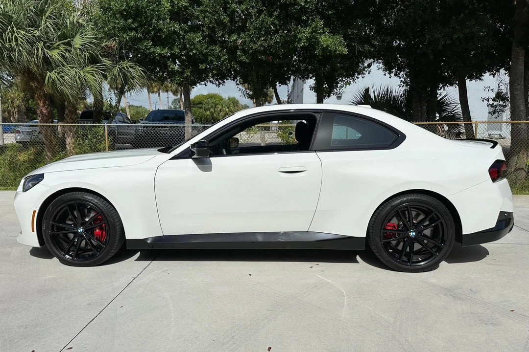 2024 BMW G42 M240i - Image 3 of 31