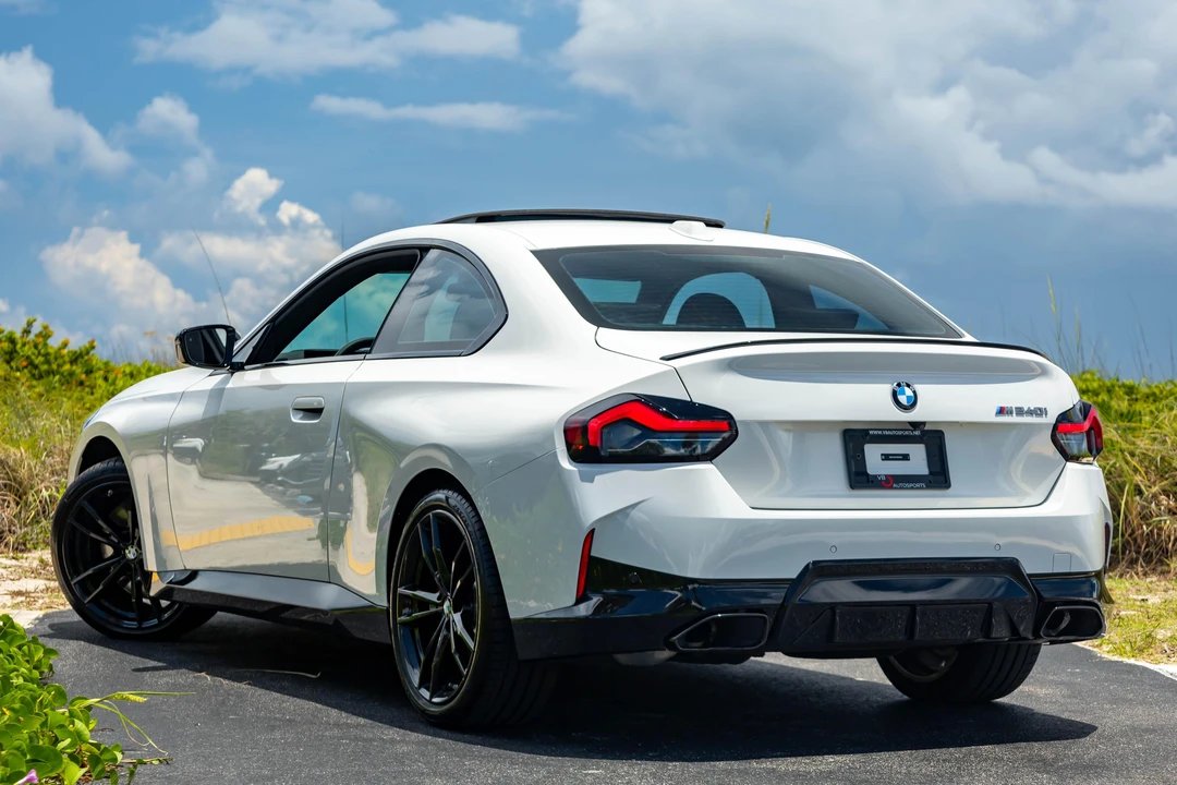 2024 BMW G42 M240i - Image 8 of 31